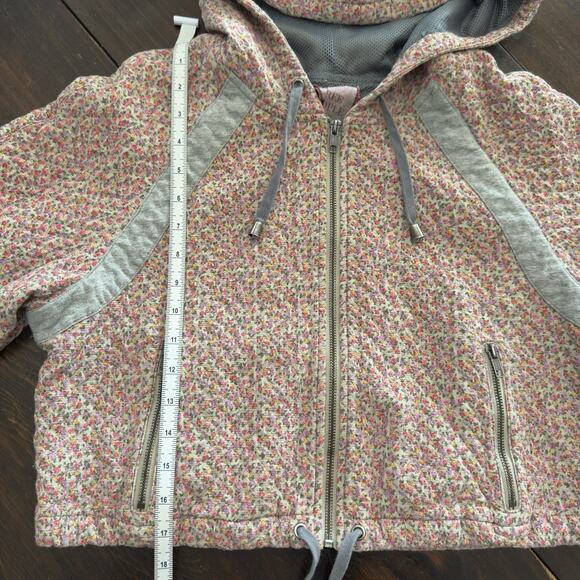 Free People Women’s Quilted Knit Cropped Bomber Jacket Hoodie Floral Medium - Picture 6 of 12